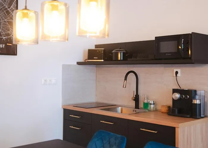 Gr8 Garden - 48sqm - Free Parking アパート *